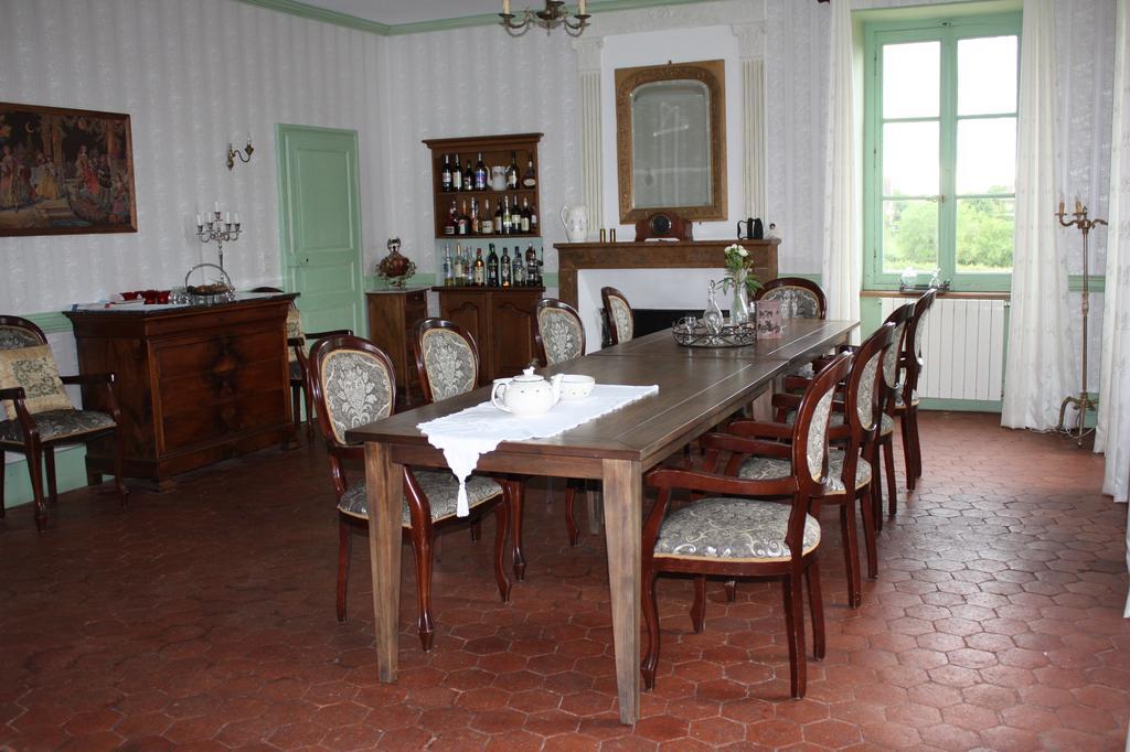 Chateau Latour Fours  Екстериор снимка